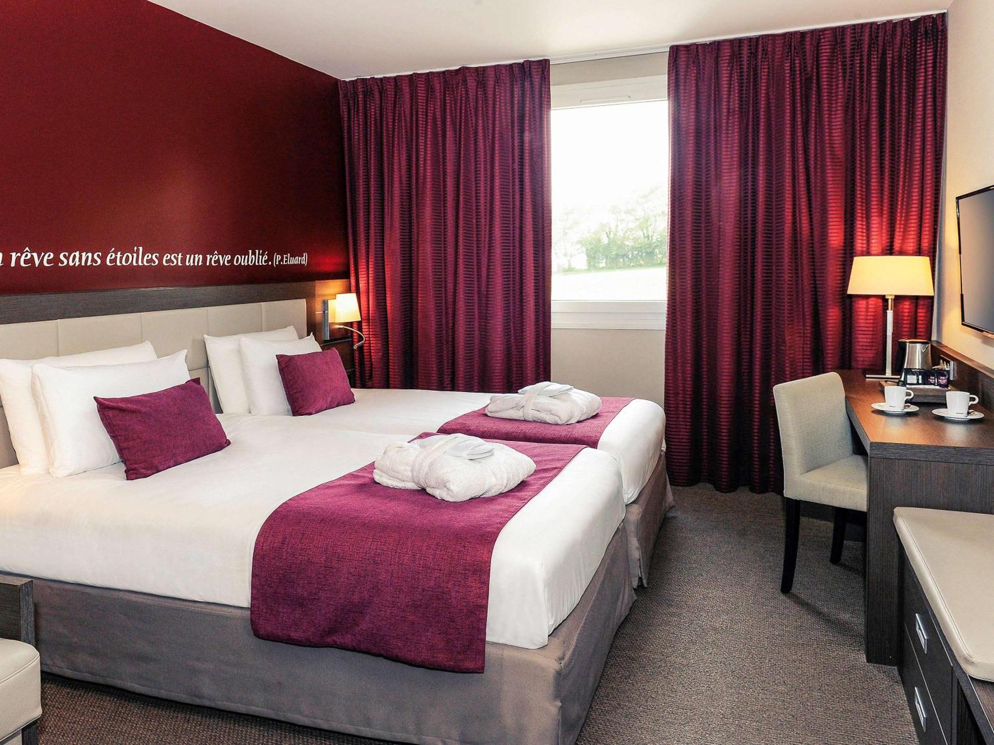 Mercure Bayeux Omaha Beach Port-en-Bessin-Huppain Ngoại thất bức ảnh